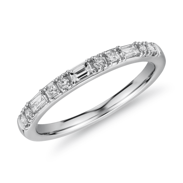 Dot Dash Diamond Ring in 14k White Gold (1/4 ct. tw.)