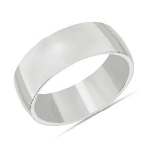 Low Dome Comfort Fit Wedding Ring in Platinum (8mm)